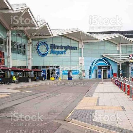 Entire Apartment / Nec / Resorts World / Birmingham Airport Sheldon  Экстерьер фото